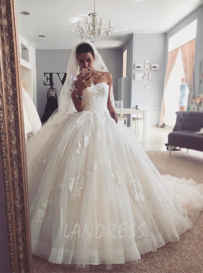 Ballgown Wedding Dress with Sash | Stella York Wedding Dresses